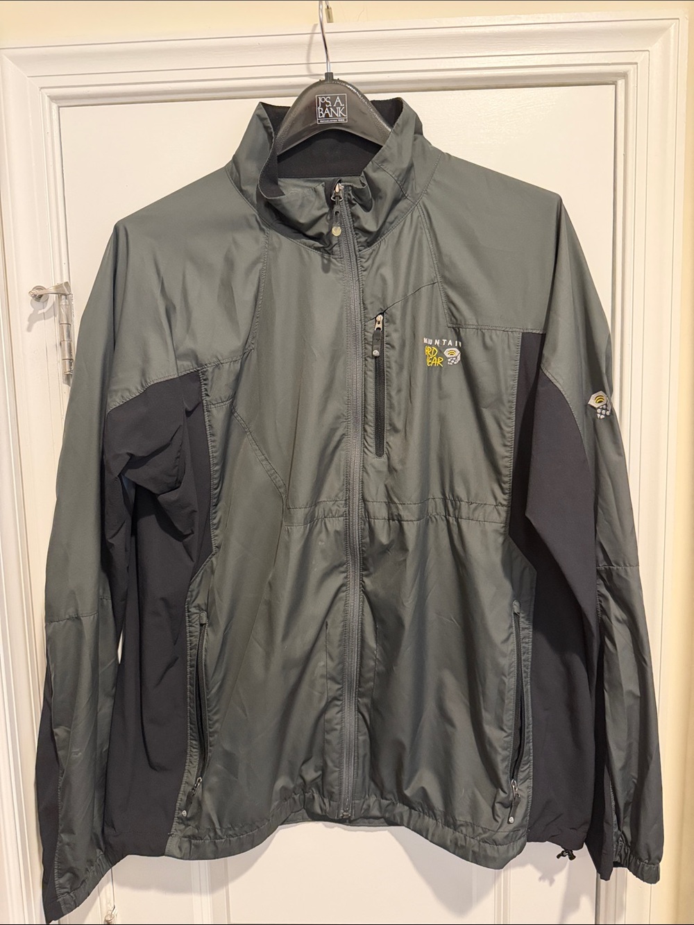 Mountain Hardwear windbreaker jacket